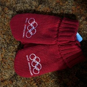 Vancouver 2010 Olympics mittens